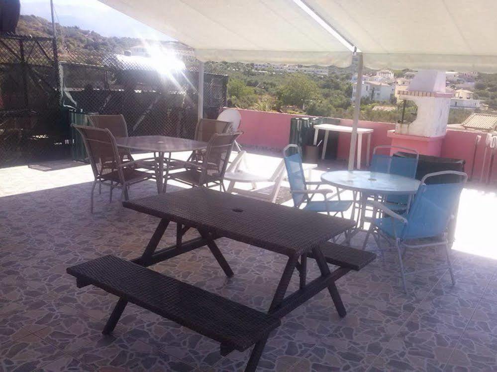 Yannis Pothoulakis Apartments Almirida Esterno foto