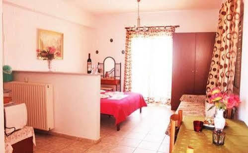 Yannis Pothoulakis Apartments Almirida Esterno foto