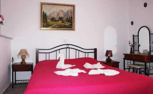 Yannis Pothoulakis Apartments Almirida Esterno foto