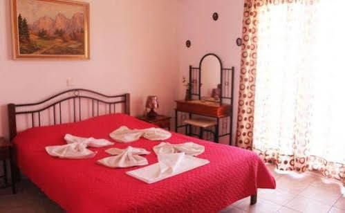 Yannis Pothoulakis Apartments Almirida Esterno foto